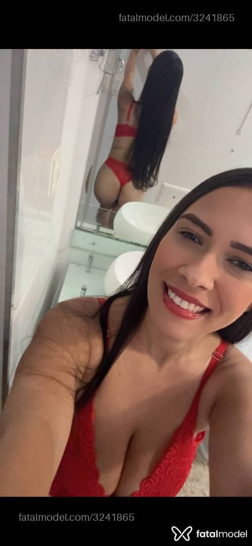 Acompanhante mulher morena (o) de olhos castanhos - Talita Garcia