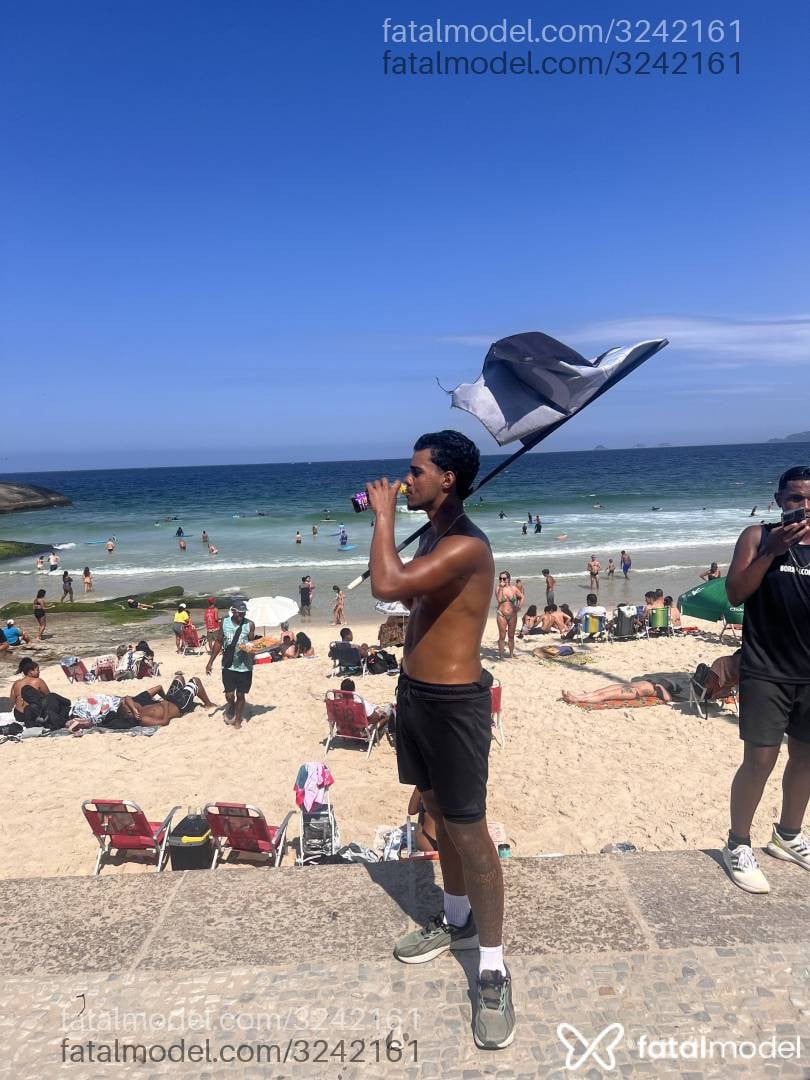 Acompanhante homem morena (o) de olhos pretos em Penha Acompanhante homem morena (o) de olhos pretos em Penha - Alexx