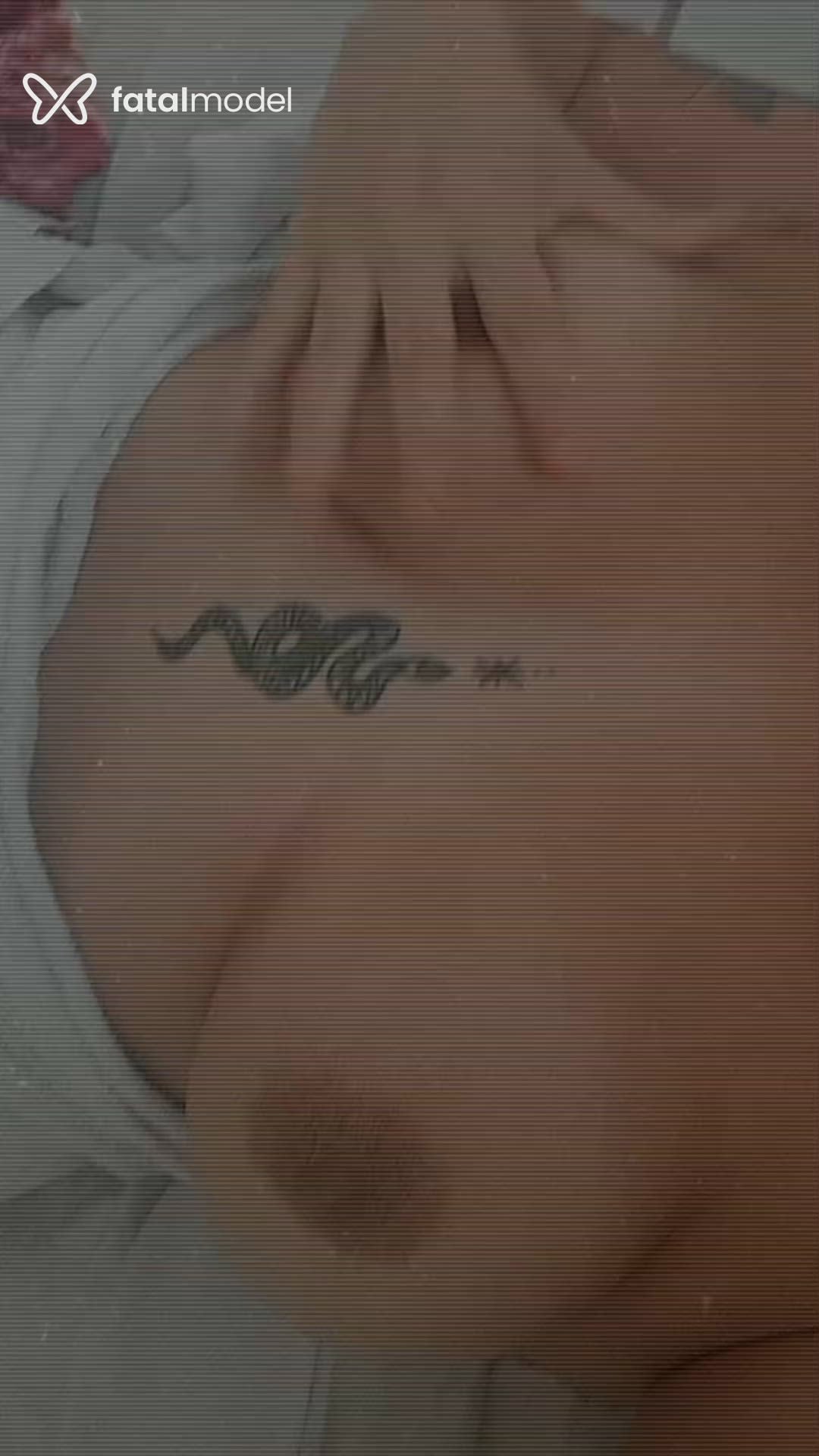 Acompanhante mulher morena (o) de olhos castanhos - Camily