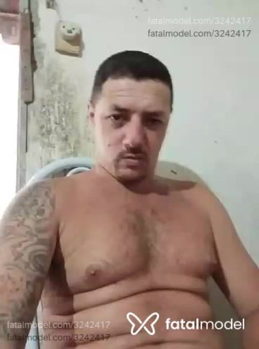 Acompanhante homem com cabelo castanho de olhos castanhos em Caruaru - Pit Bull