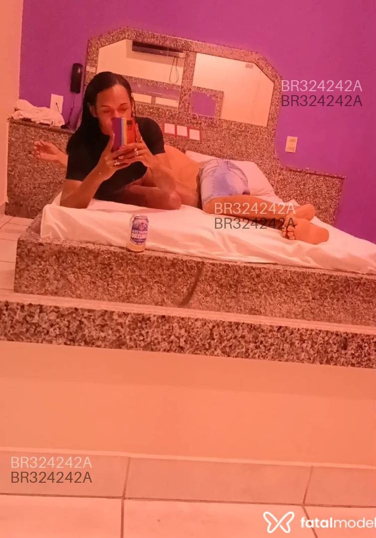 Acompanhante travesti morena (o) de olhos castanhos em Curvelo - Samyra