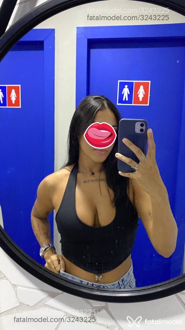Acompanhante mulher morena (o) de olhos castanhos - Ágatha