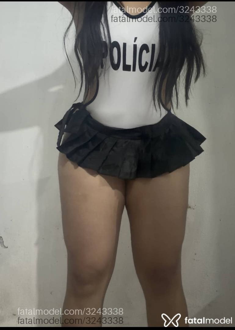 Acompanhante mulher com cabelo castanho de olhos mel - Bianca