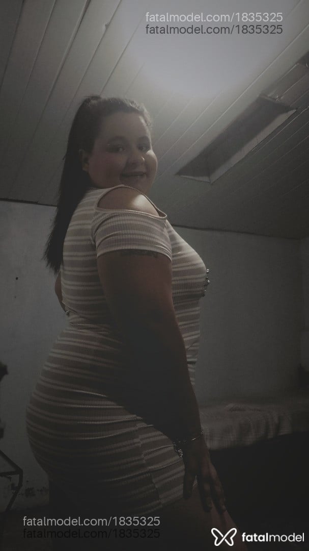 Acompanhante mulher morena (o) de olhos castanhos - Maryy