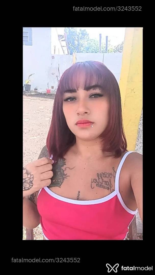 Acompanhante mulher ruiva (o) de olhos mel - Manuelly Reis
