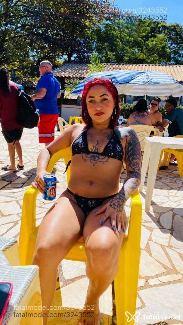 Acompanhante mulher ruiva (o) de olhos mel - Manuelly Reis