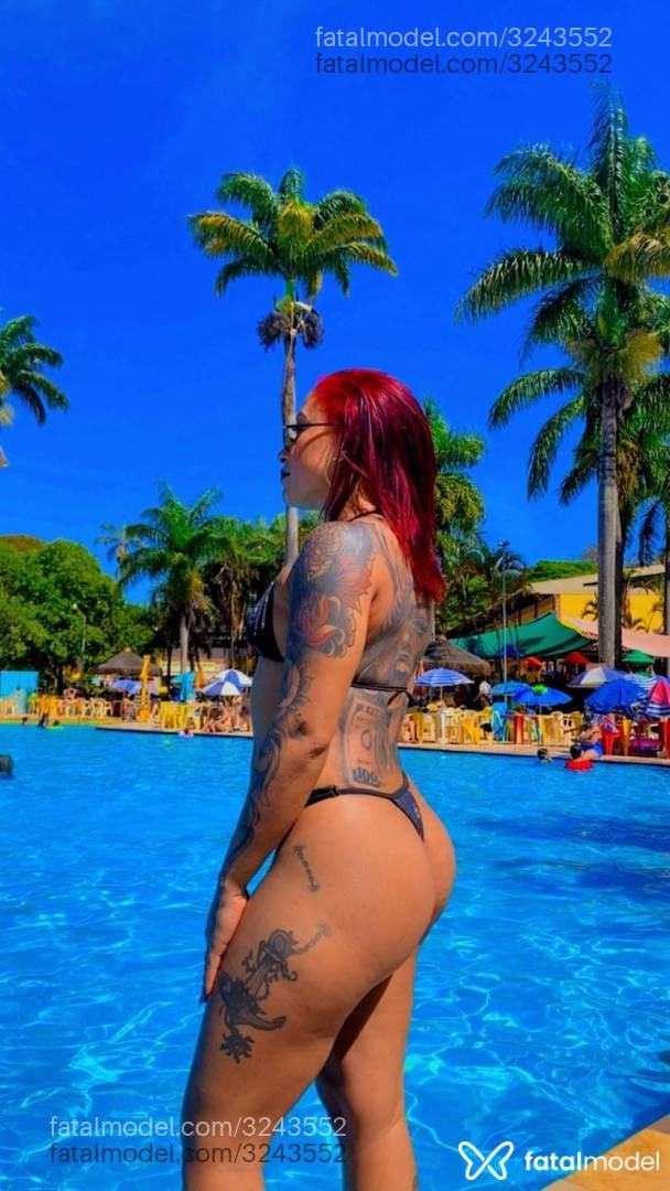Acompanhante mulher ruiva (o) de olhos mel - Manuelly Reis