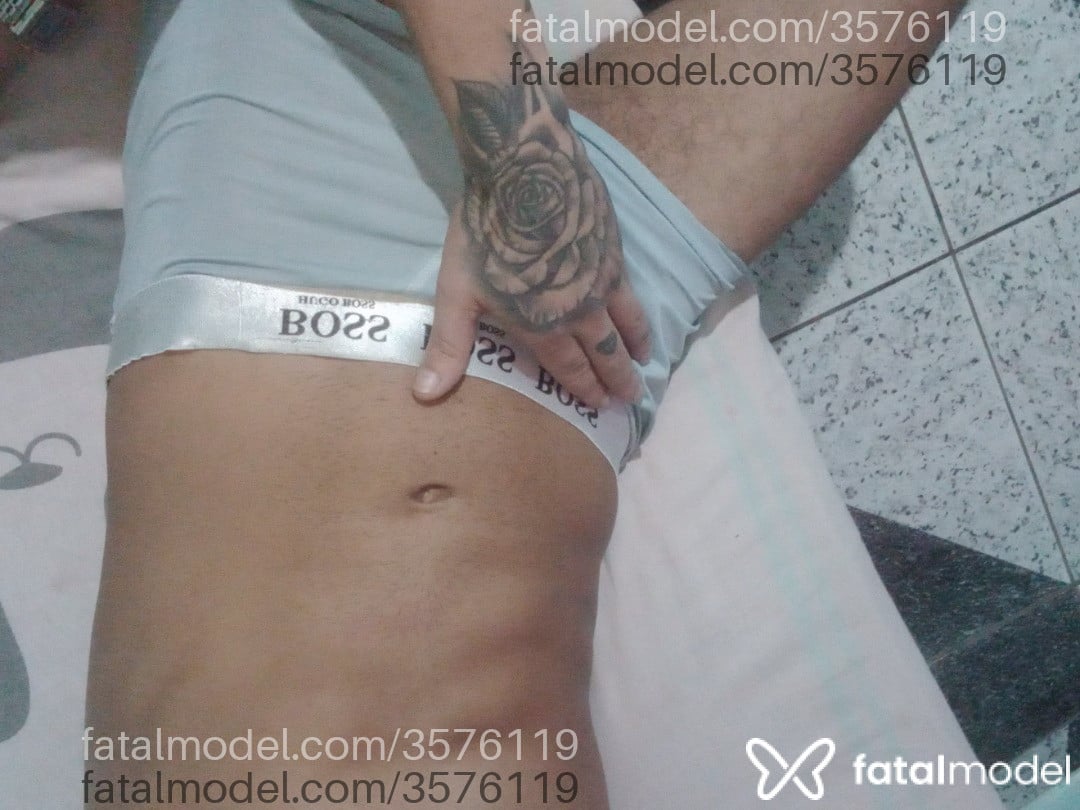 Acompanhante homem com cabelo castanho de olhos castanhos - Casalcannabis