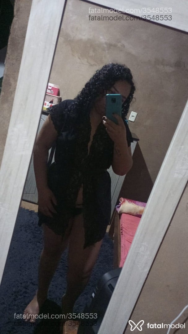 Acompanhante mulher com cabelo castanho de olhos castanhos - Gabriela