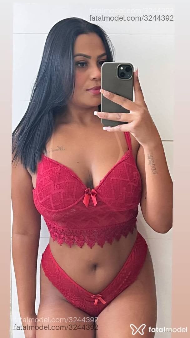 Acompanhante mulher morena (o) de olhos pretos - Agatha Souza