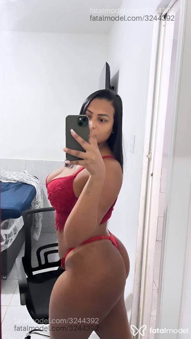 Acompanhante mulher morena (o) de olhos pretos em Uberlândia - Agatha Souza