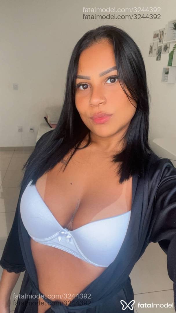 Acompanhante mulher morena (o) de olhos pretos - Agatha Souza