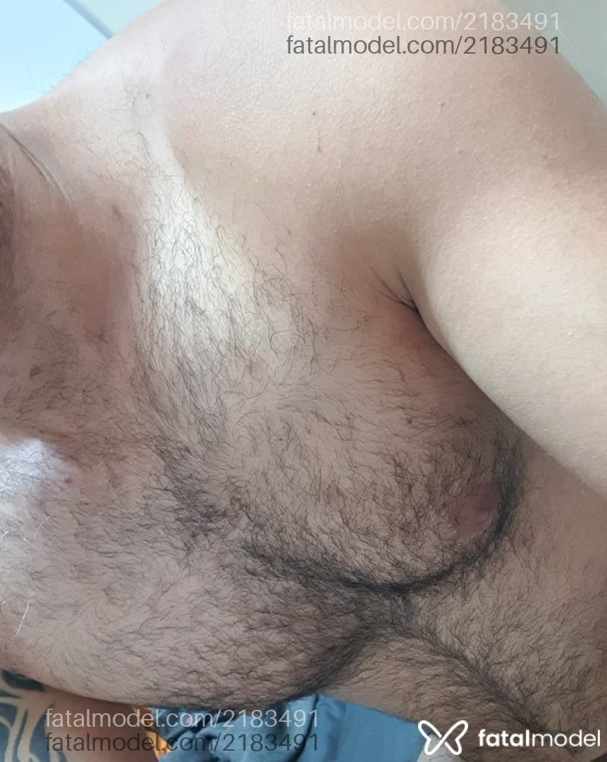 Acompanhante homem com cabelo castanho de olhos castanhos - Tantramasso