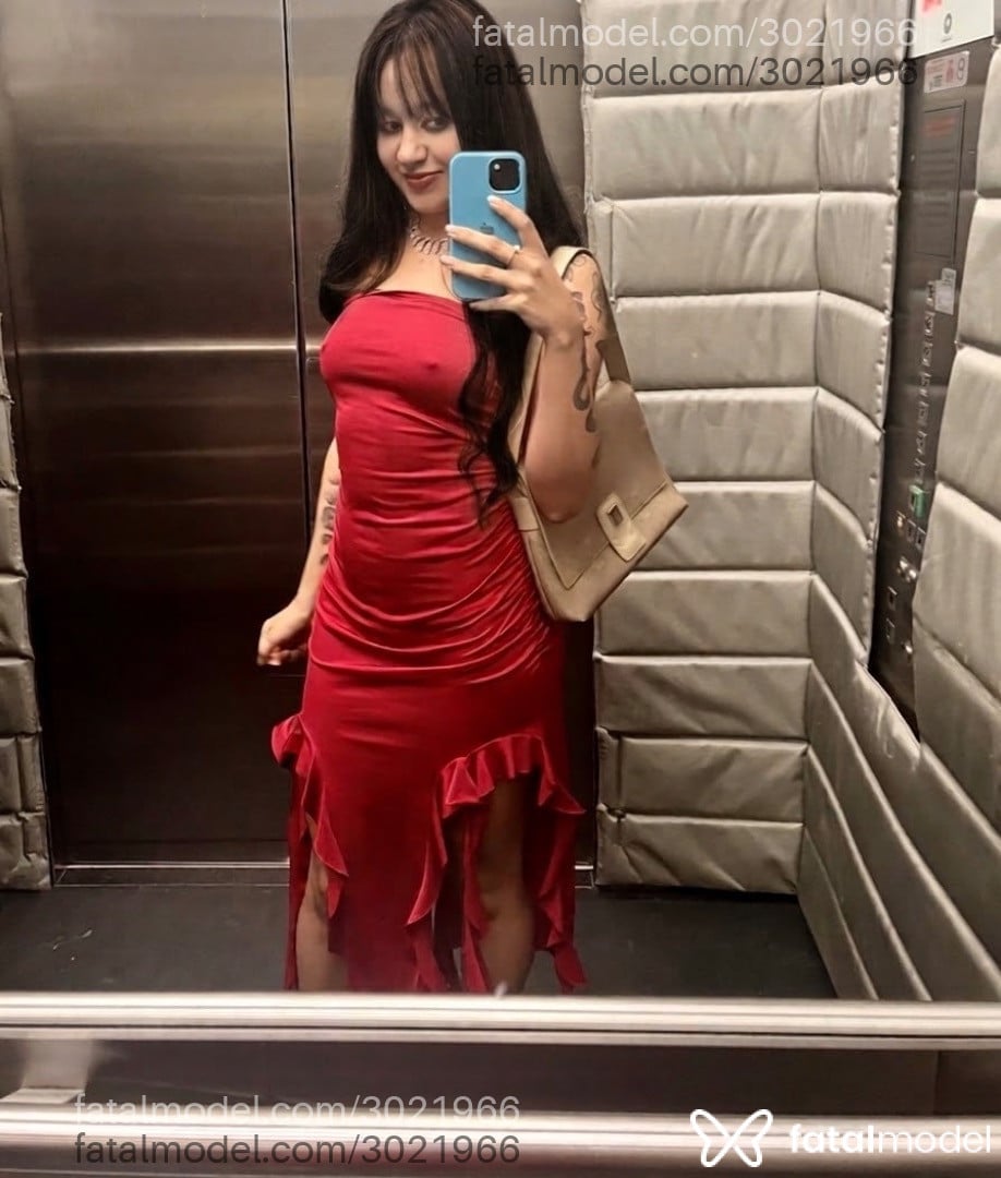 Acompanhante mulher morena (o) de olhos castanhos - Nicolly