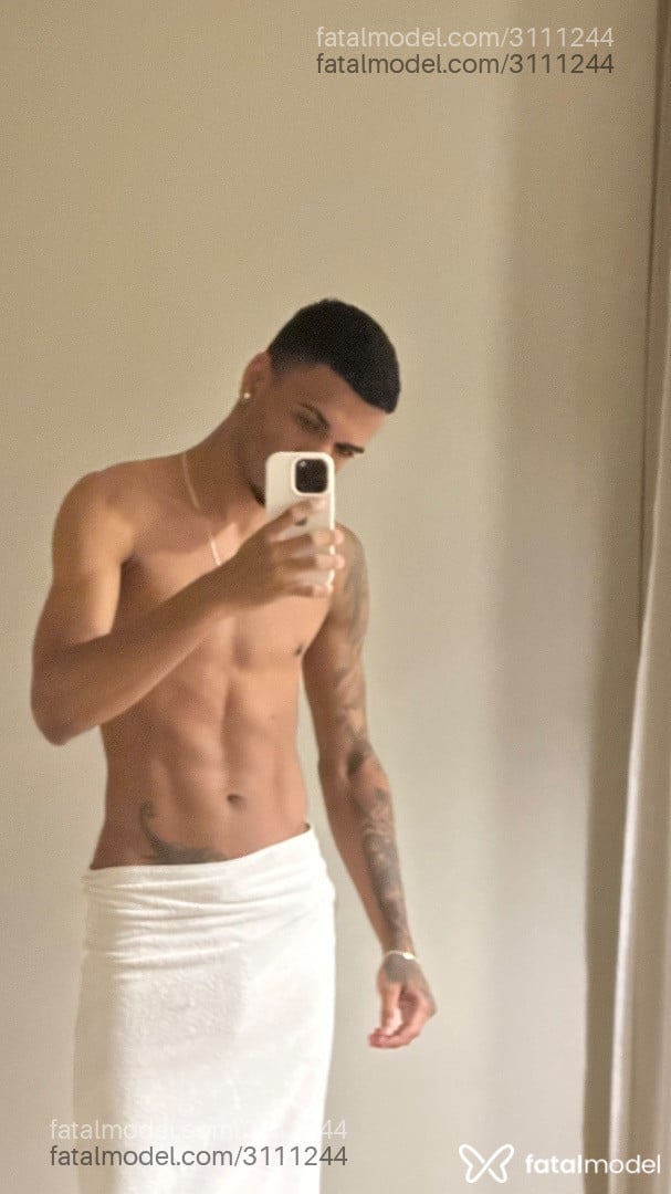 Acompanhante homem morena (o) de olhos castanhos - Nandin Rocco