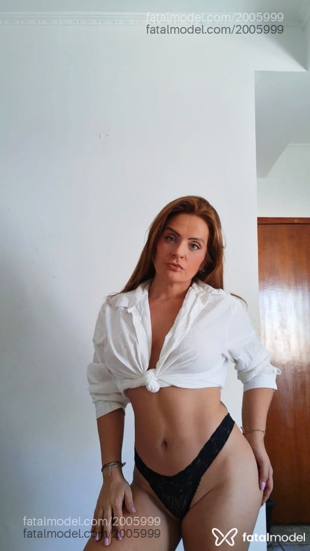 Acompanhante mulher loira (o) de olhos verdes - Gabi Prado