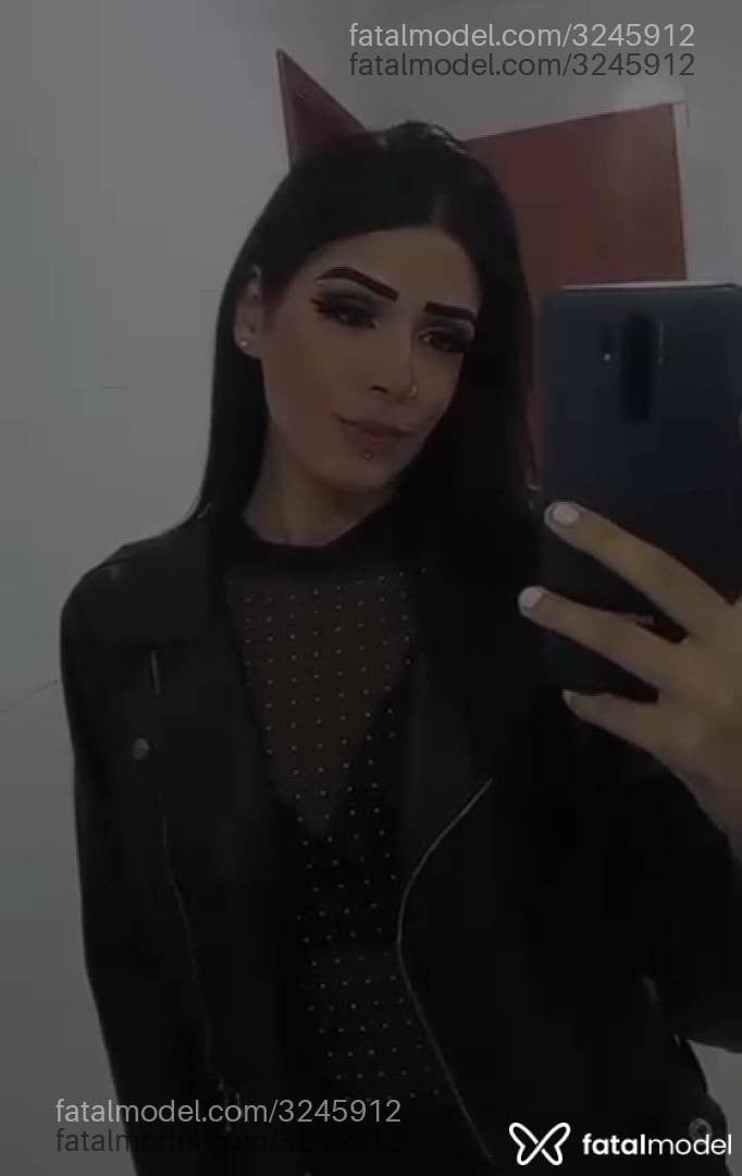 Acompanhante mulher morena (o) de olhos castanhos em São Paulo - Heloisa