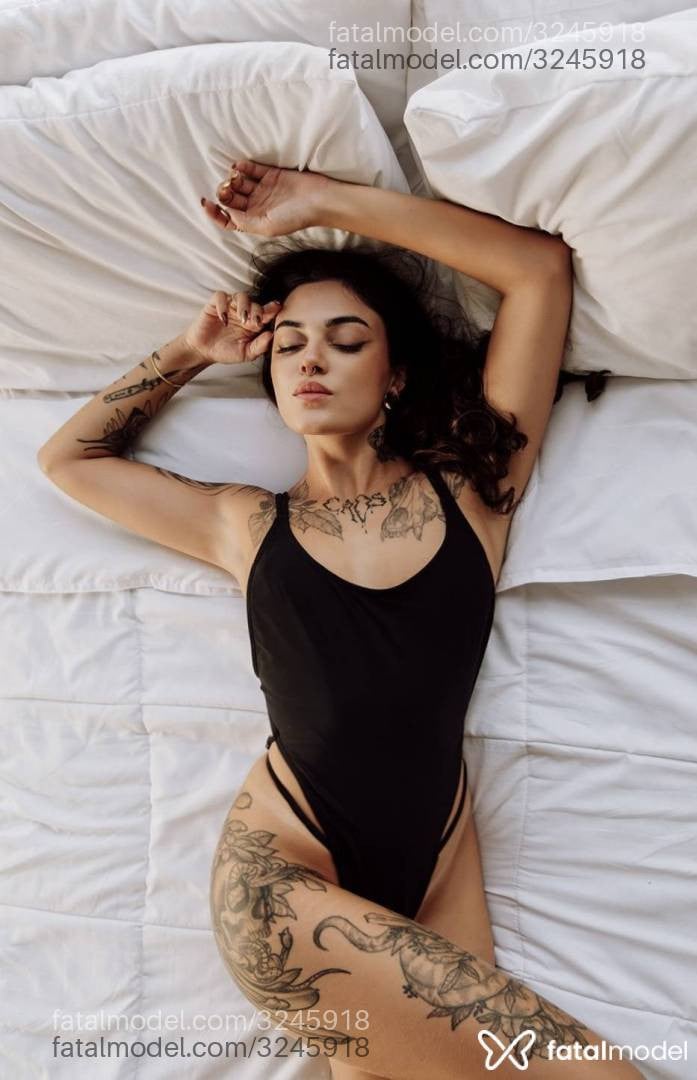 Acompanhante mulher morena (o) de olhos castanhos - Elise Amato