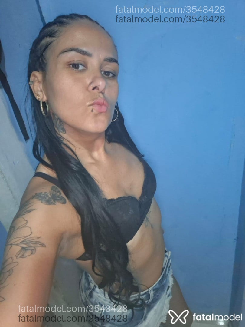 Acompanhante mulher morena (o) de olhos castanhos - Thaiza