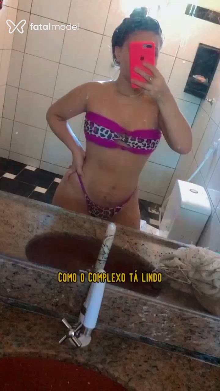 Acompanhante mulher loira (o) de olhos castanhos - Clara Silva Acompanhante mulher loira (o) de olhos castanhos - Clara Silva