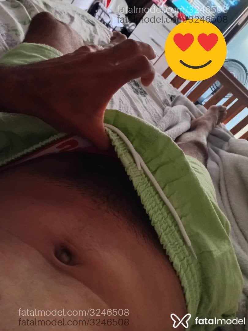 Acompanhante homem morena (o) de olhos pretos em São Mateus do Sul - Ummagrinho