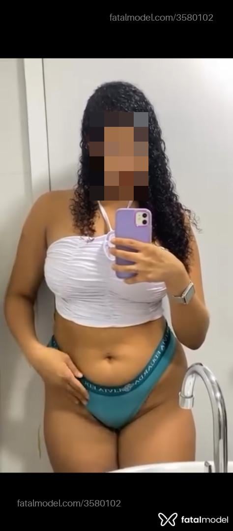 Acompanhante mulher morena (o) de olhos castanhos - Rafaela