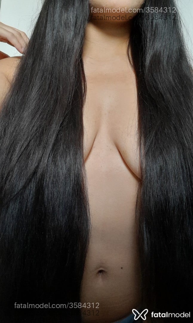 Acompanhante mulher com cabelo castanho de olhos castanhos - Luna Sanches