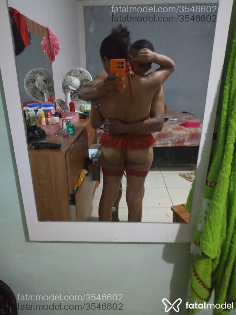 Acompanhante homem morena (o) de olhos castanhos - Batista
