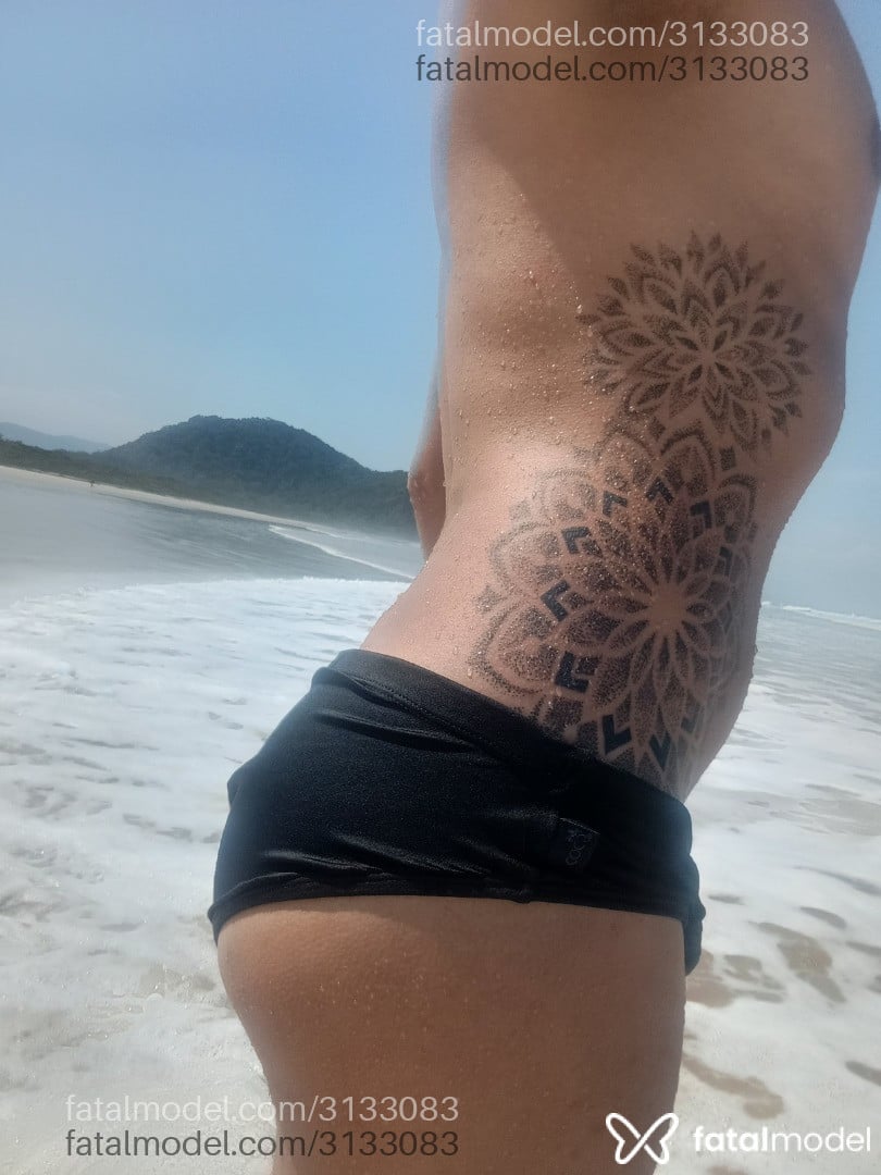 Acompanhante homem com cabelo castanho de olhos castanhos - Fabrício