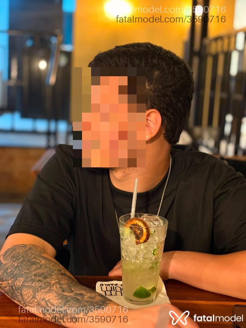 Acompanhante homem morena (o) de olhos castanhos - Gon Venturi