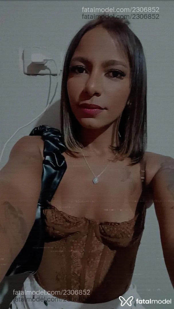 Acompanhante mulher morena (o) de olhos castanhos - Letycia