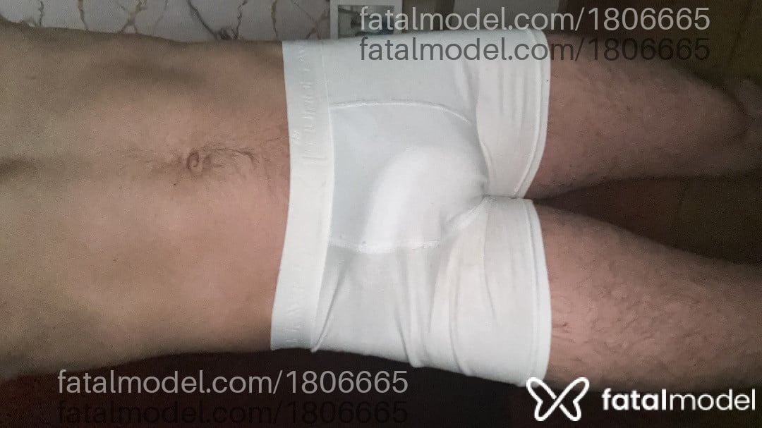 Acompanhante homem morena (o) de olhos pretos - Naldo