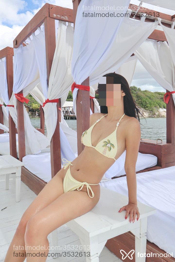 Acompanhante mulher morena (o) de olhos castanhos - Larissa