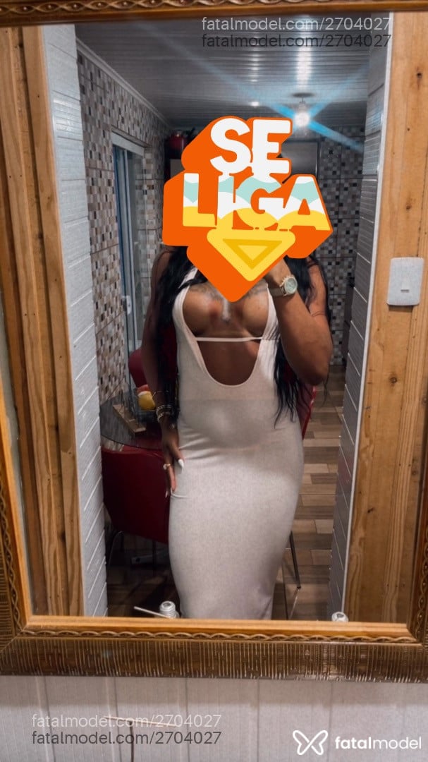 Acompanhante mulher trans morena (o) de olhos mel - Luana Silva