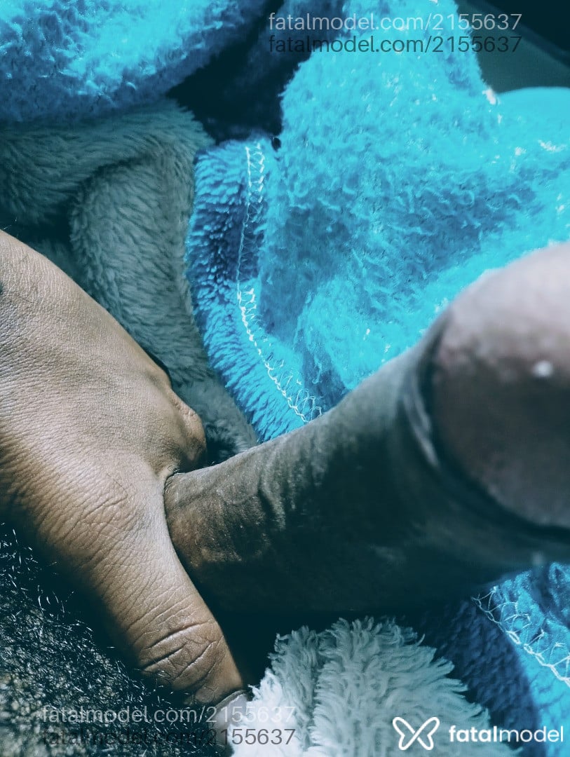 Acompanhante homem morena (o) de olhos castanhos - Pantera