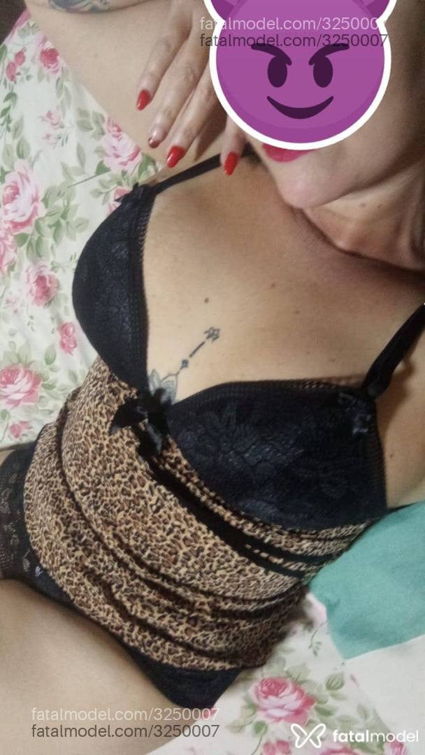 Acompanhante mulher loira (o) de olhos verdes em Belo Horizonte - Bárbara