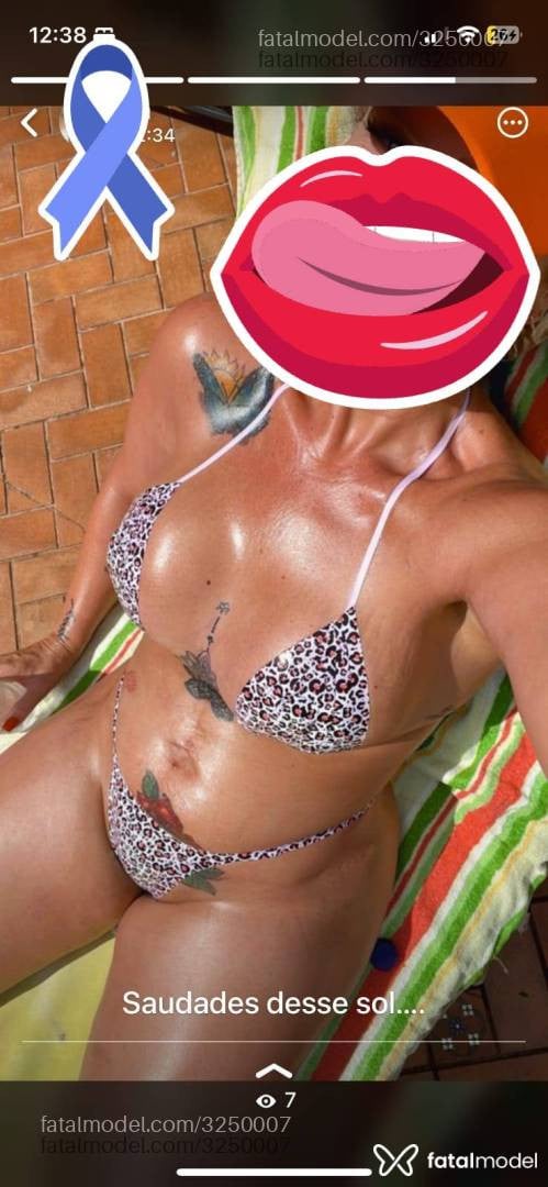 Acompanhante mulher loira (o) de olhos verdes - Clara