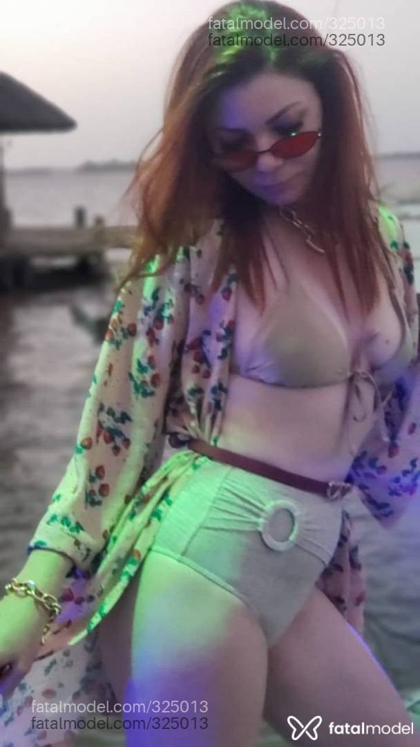 Acompanhante mulher ruiva (o) de olhos pretos em Jaraguá do Sul - PAOLA