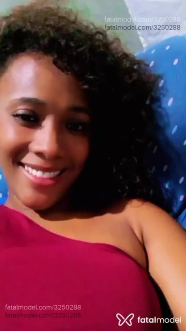 Acompanhante mulher com cabelo castanho de olhos castanhos em Virtual - Bia Morena