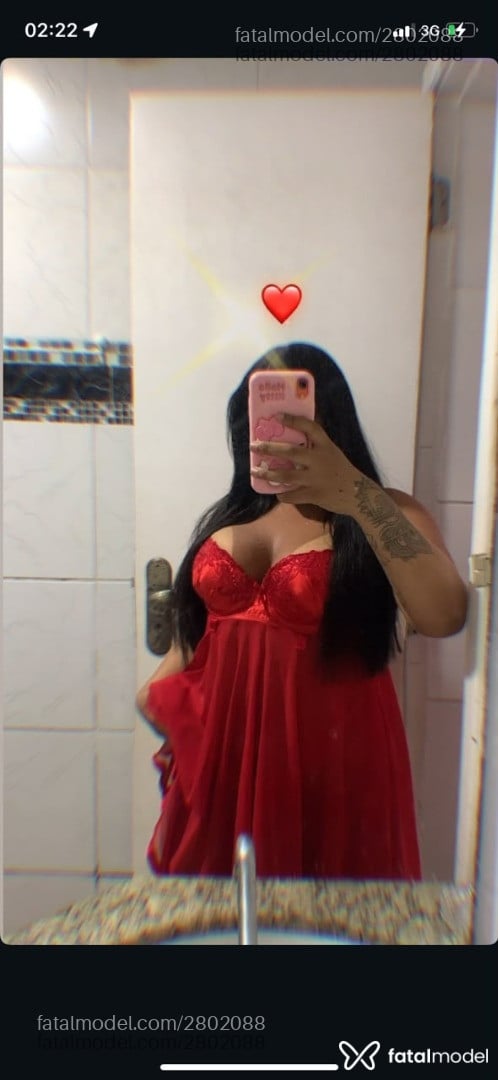 Acompanhante mulher morena (o) de olhos pretos - Bella