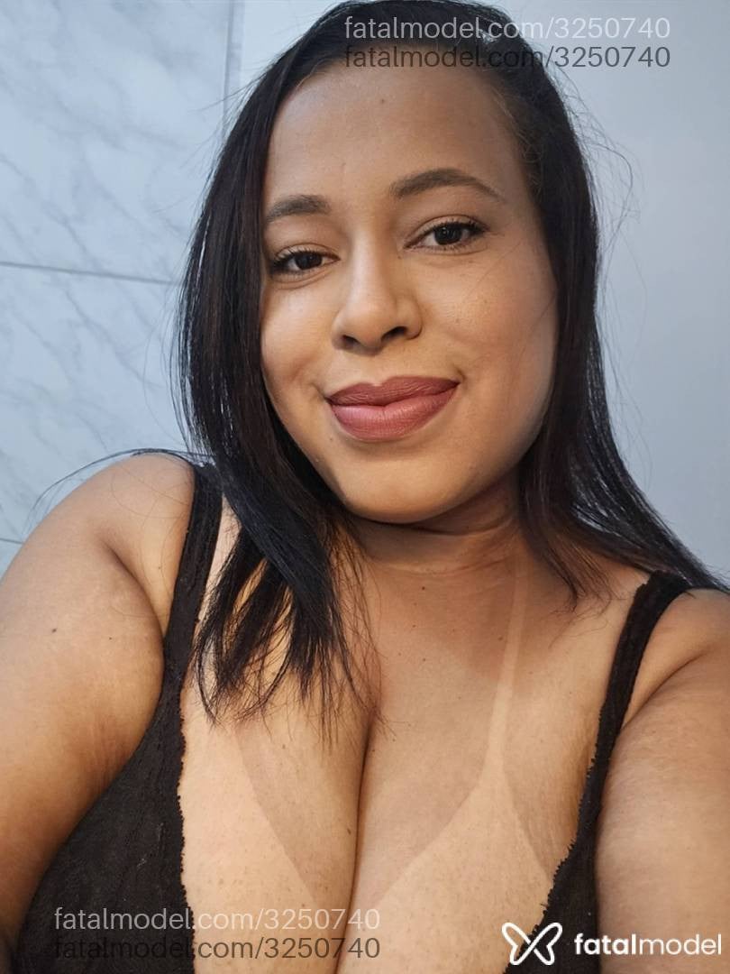 Acompanhante mulher morena (o) de olhos castanhos em Pelotas - Carol