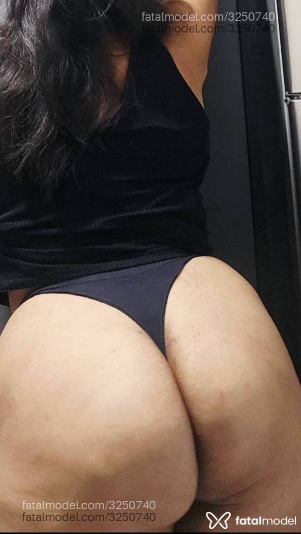 Acompanhante mulher morena (o) de olhos castanhos em Pelotas - Carol