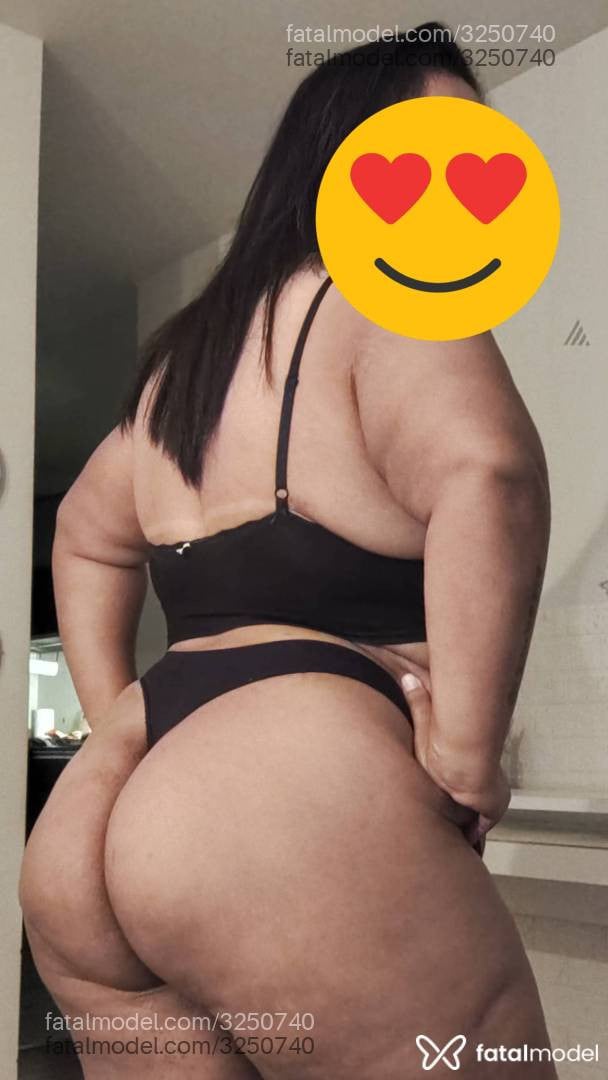 Acompanhante mulher morena (o) de olhos castanhos em Pelotas - Carol