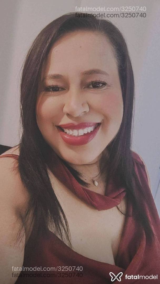 Acompanhante mulher morena (o) de olhos castanhos em Pelotas - Carol
