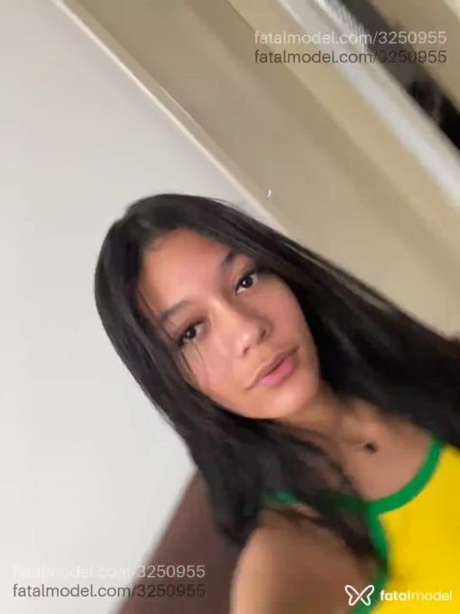 Acompanhante mulher morena (o) de olhos pretos em Ribeirão Preto - Tiffany