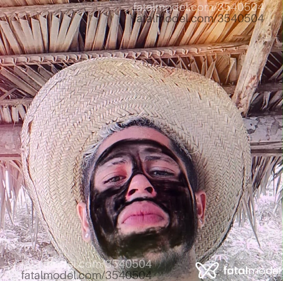 Acompanhante homem morena (o) de olhos castanhos - Nando