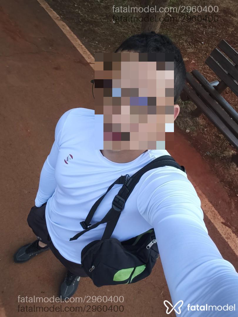 Acompanhante homem morena (o) de olhos castanhos - Elias