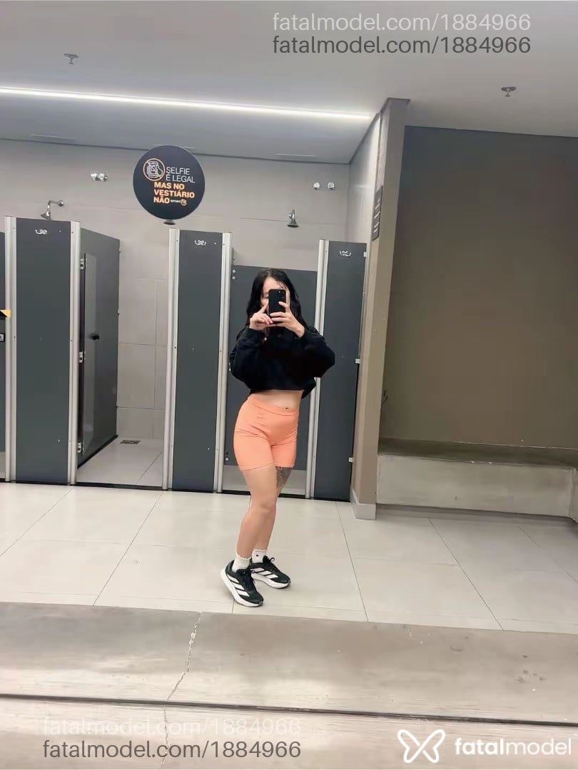 Acompanhante mulher morena (o) de olhos castanhos - Babi Vasconcelos