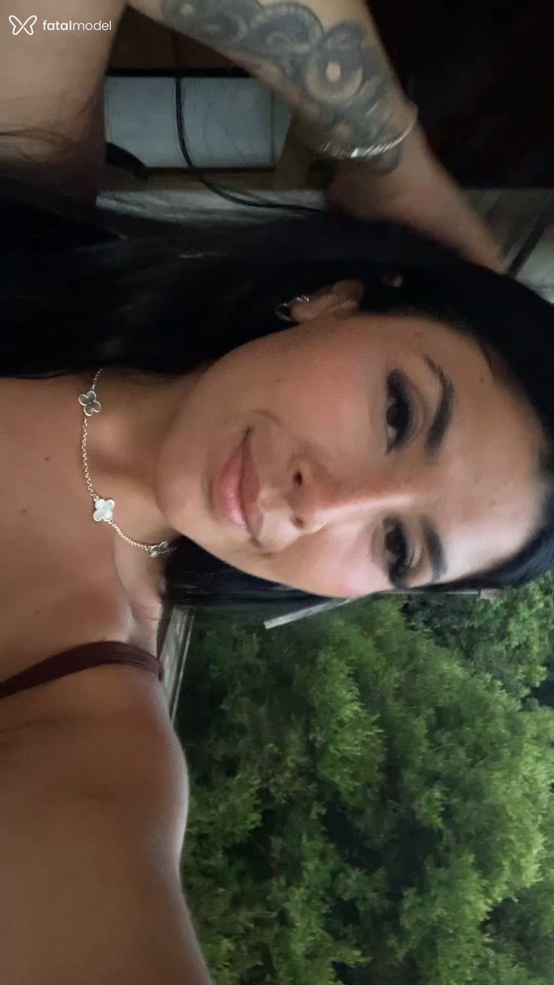 Acompanhante mulher morena (o) de olhos pretos - Bruna Acompanhante mulher morena (o) de olhos pretos - Bruna