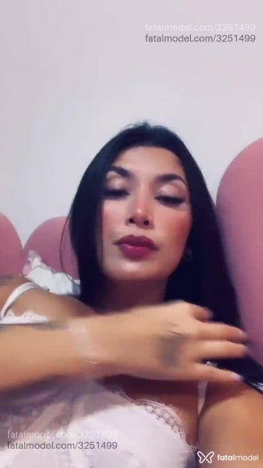 Acompanhante mulher morena (o) de olhos pretos em Curitiba - Bruna